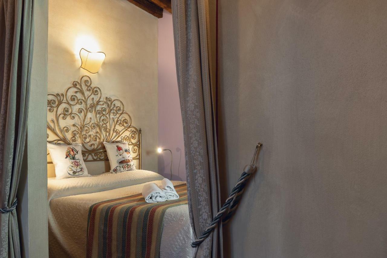 La Tosca Rooms Lucques Extérieur photo