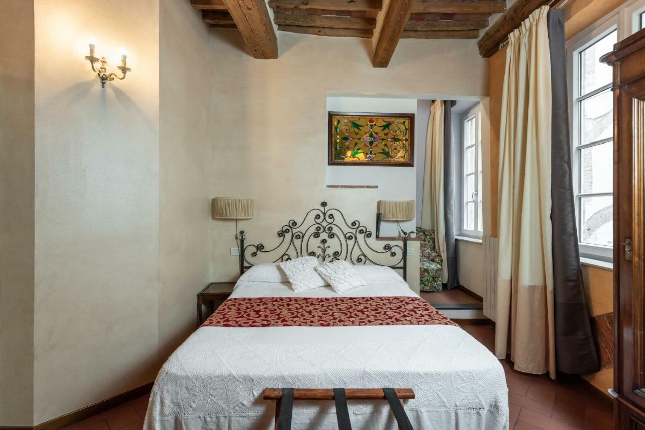 La Tosca Rooms Lucques Extérieur photo